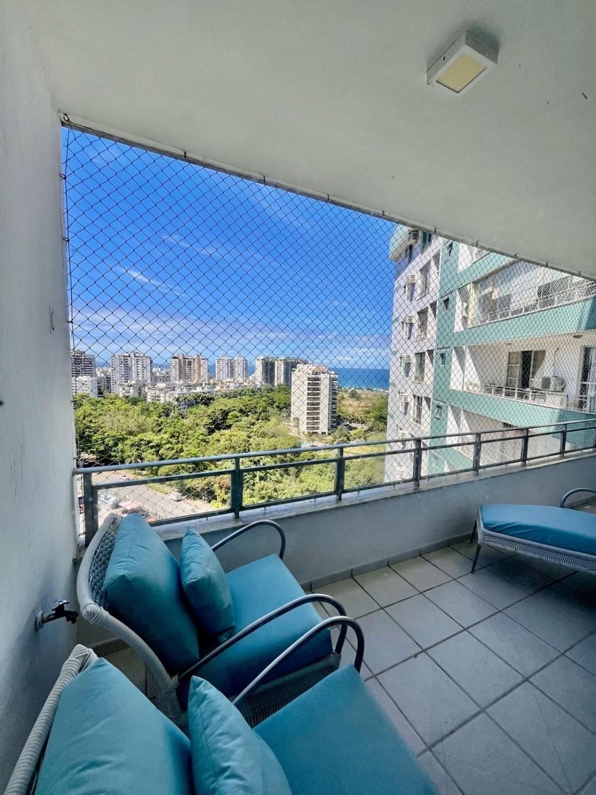 Vista Nascente O Mar-barra Da Tijuca * Rio de Janeiro